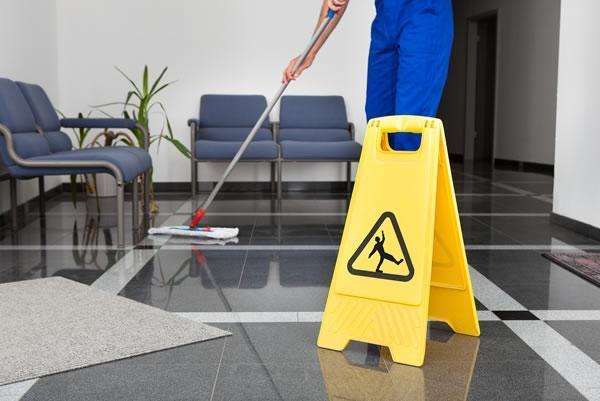 Deep Clean: Rooms & Common Areas